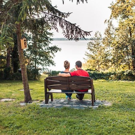 Ferienwohnung Direkt Am Potzlower See Luaran gambar